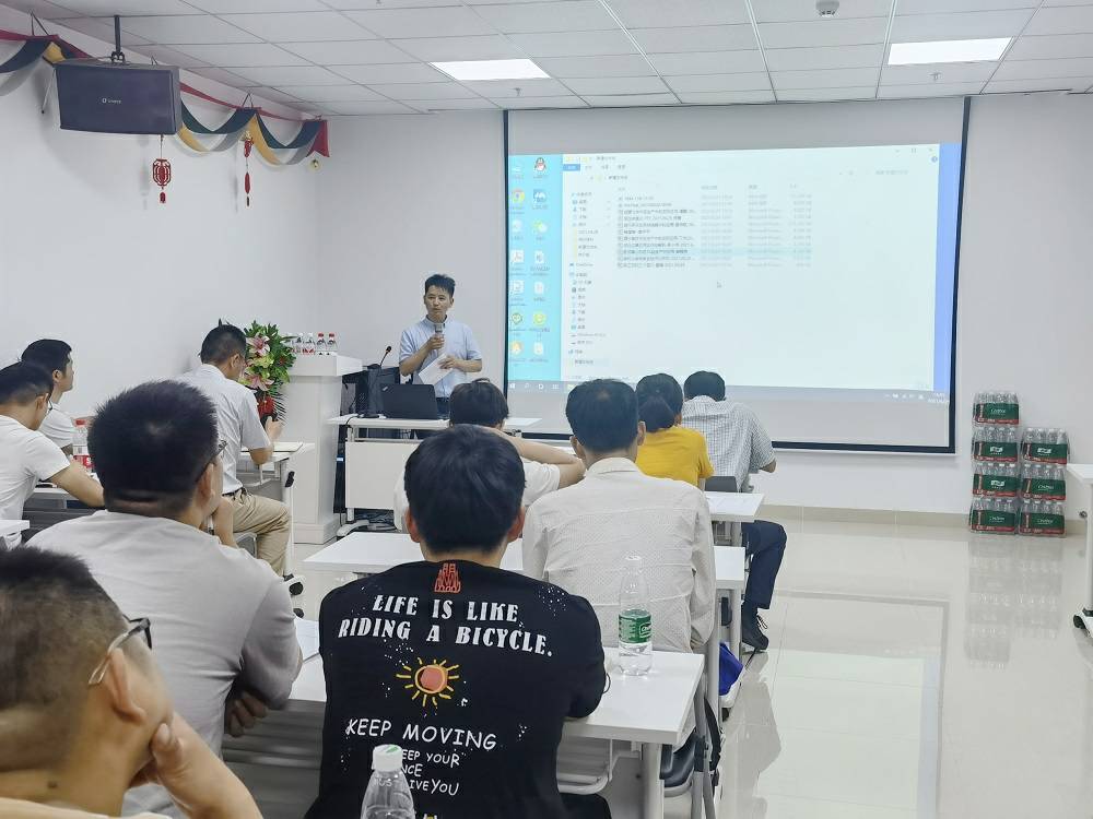 米兰官方版网站登录入口-米兰(中国)药业技术交流会 (3) - 副本.jpg